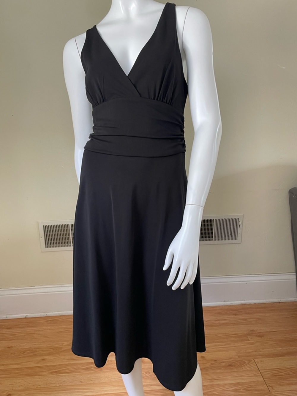 Boston Proper Classic Black V-Neck Women’s Dress criss cross back size 8